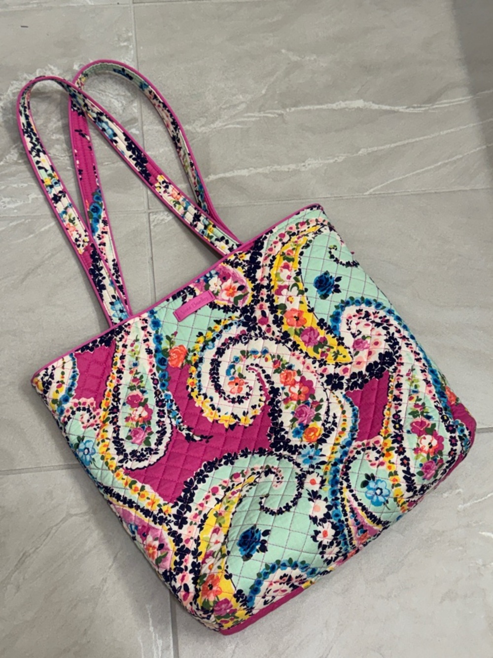 Vera Bradley Pink Wildflower Paisley Tote Quilted Large Carryall Bag